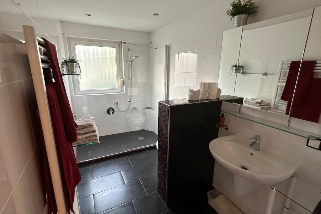 Monikas Home - Gemuetliche 3-Zimmer-Wohnung Im Herzen Von Böblingen Exteriér fotografie